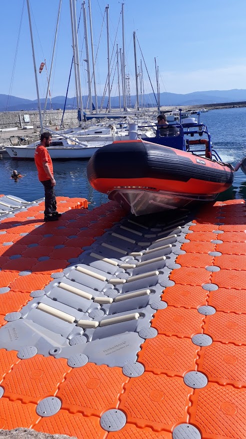 MARINEFLOOR - BASE A BATEAU - SNSM - AJACCIO - 2022 - 03 MARINEFLOOR - Salon Nautique - Cap d'Agde - 2018