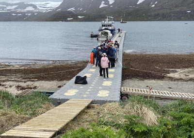 Ponton d’embarquement en Islande