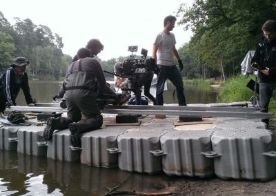 MARINEFLOOR - ponton de tournage d'un film - Rambouillet - 2013