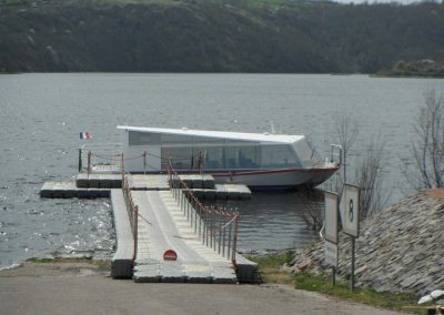 MARINEFLOOR - Embarquement de 60 personnes - Villerest - 2013