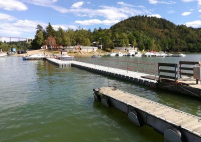 MARINEFLOOR - passerelle pour la base nautique de Garabit - Lac du Barrage de Grandval