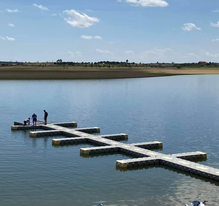 Port flottant temporaire pour 22 bateaux – Rio Esla – Zamora – Espagne