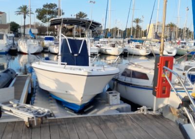 Base à bateau privée pour coque rigide à Saint Cyprien