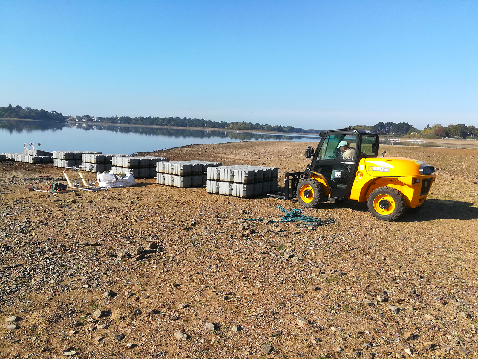 stockage et hivernage ponton flottant