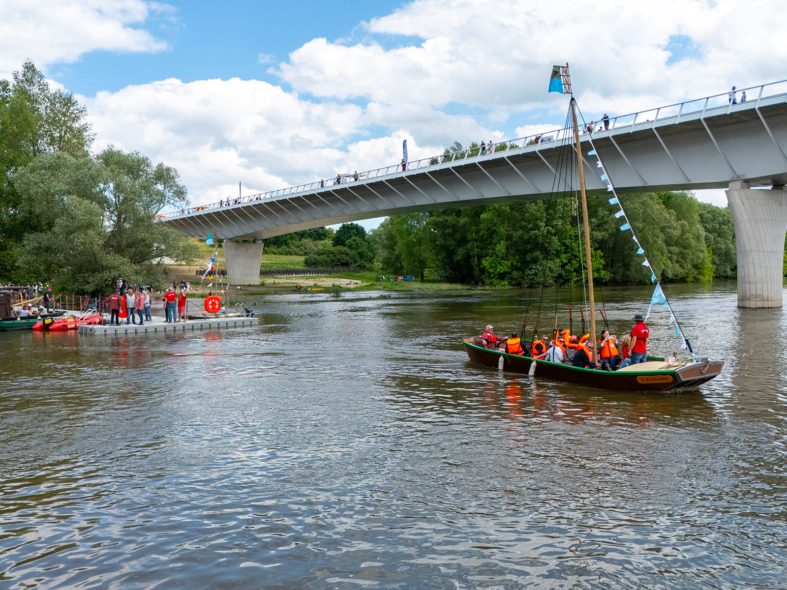 Marine Floor Europe a contribué à l’inauguration du Pont Val de Loire