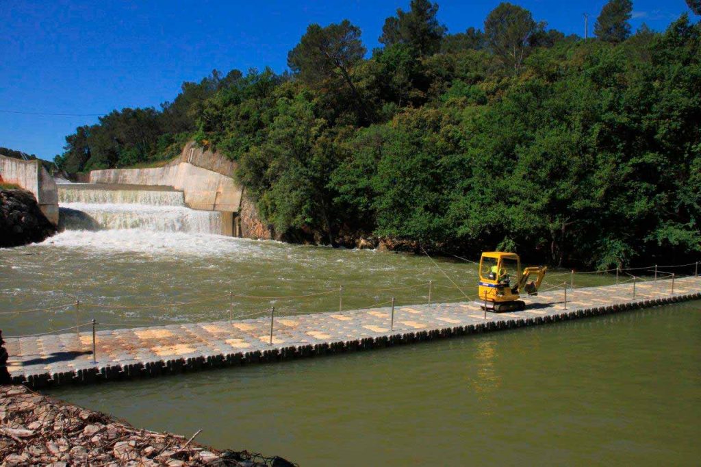 Marinefloor - Passerelle flottante - Carcès - Chantier BTP