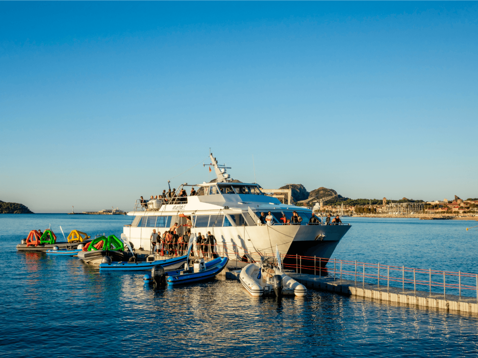 ponton flottant marinefloor défi monte cristo à la ciotat